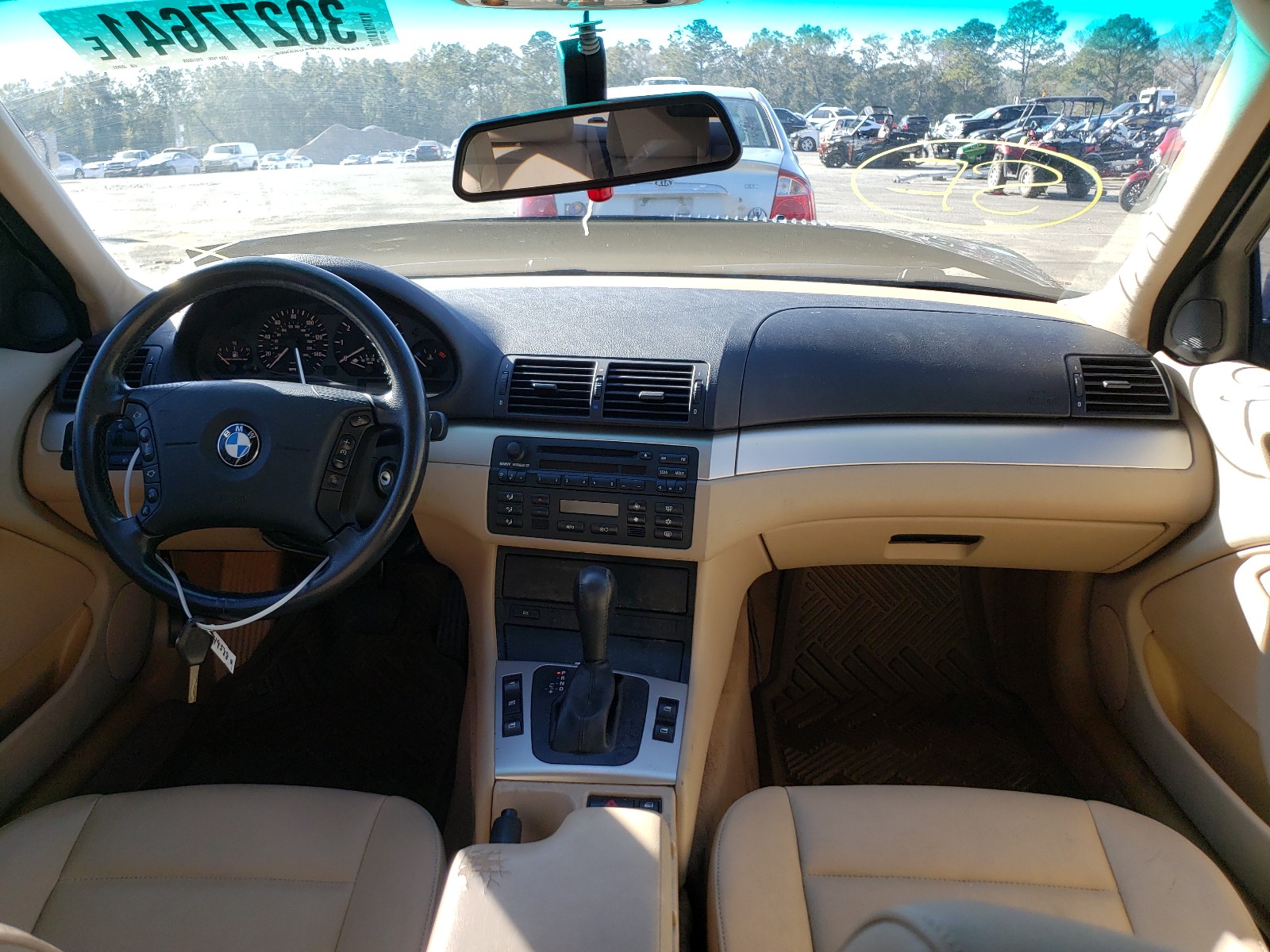 Photo 8 VIN: WBAET37483NJ33651 - BMW 325 I 