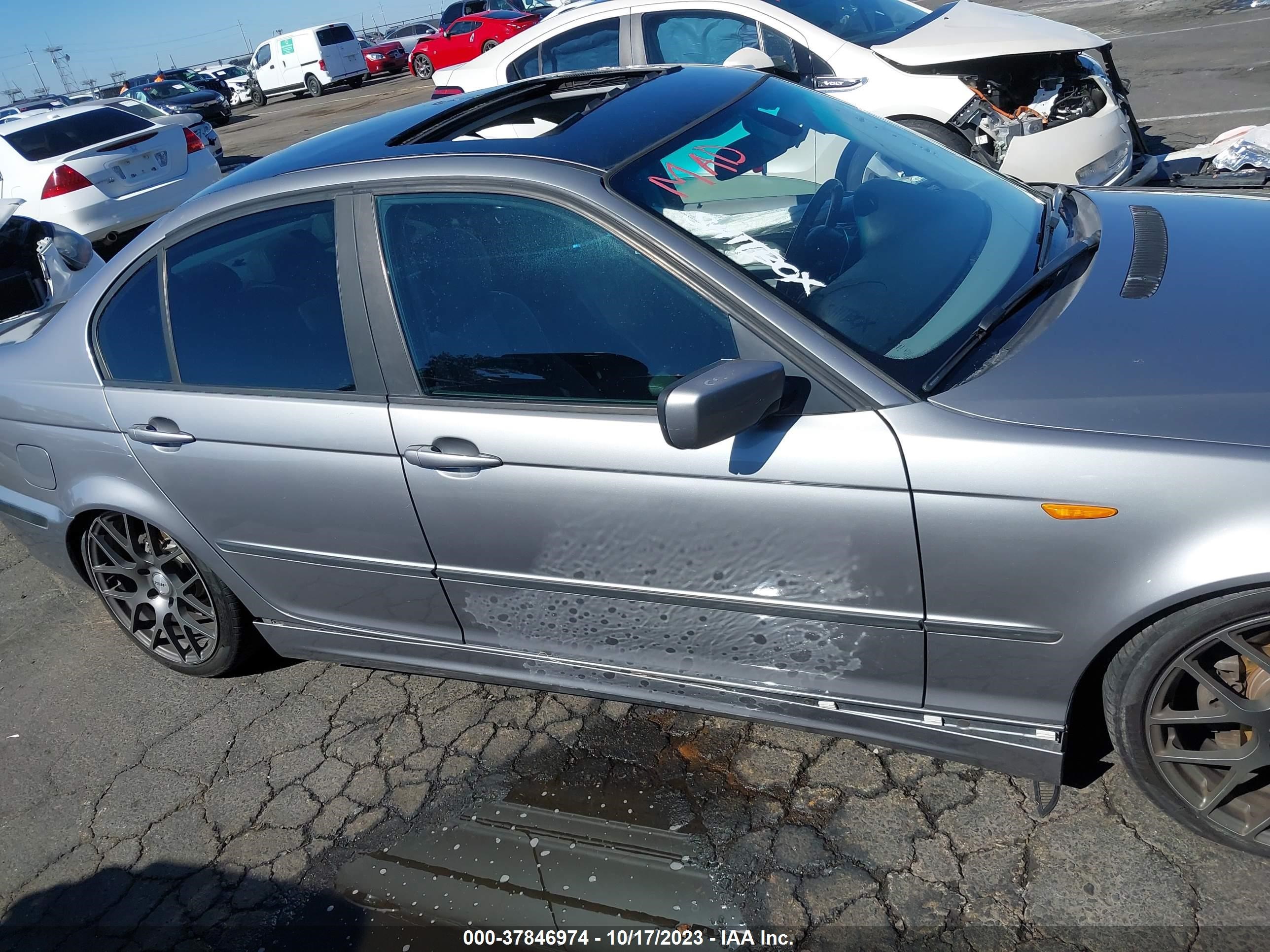 Photo 12 VIN: WBAET37483NJ37702 - BMW 3ER 