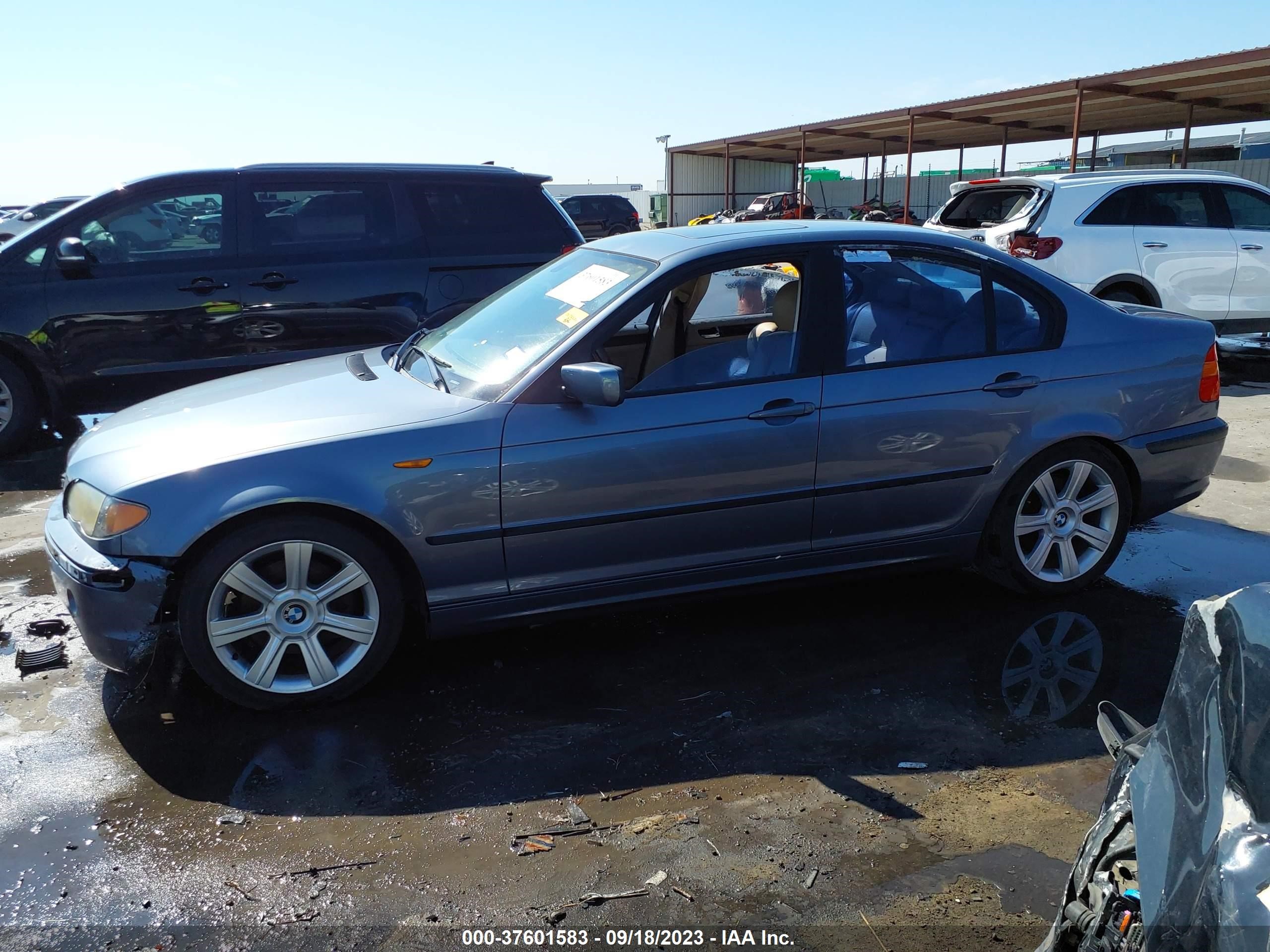 Photo 14 VIN: WBAET37493NJ28281 - BMW 3ER 