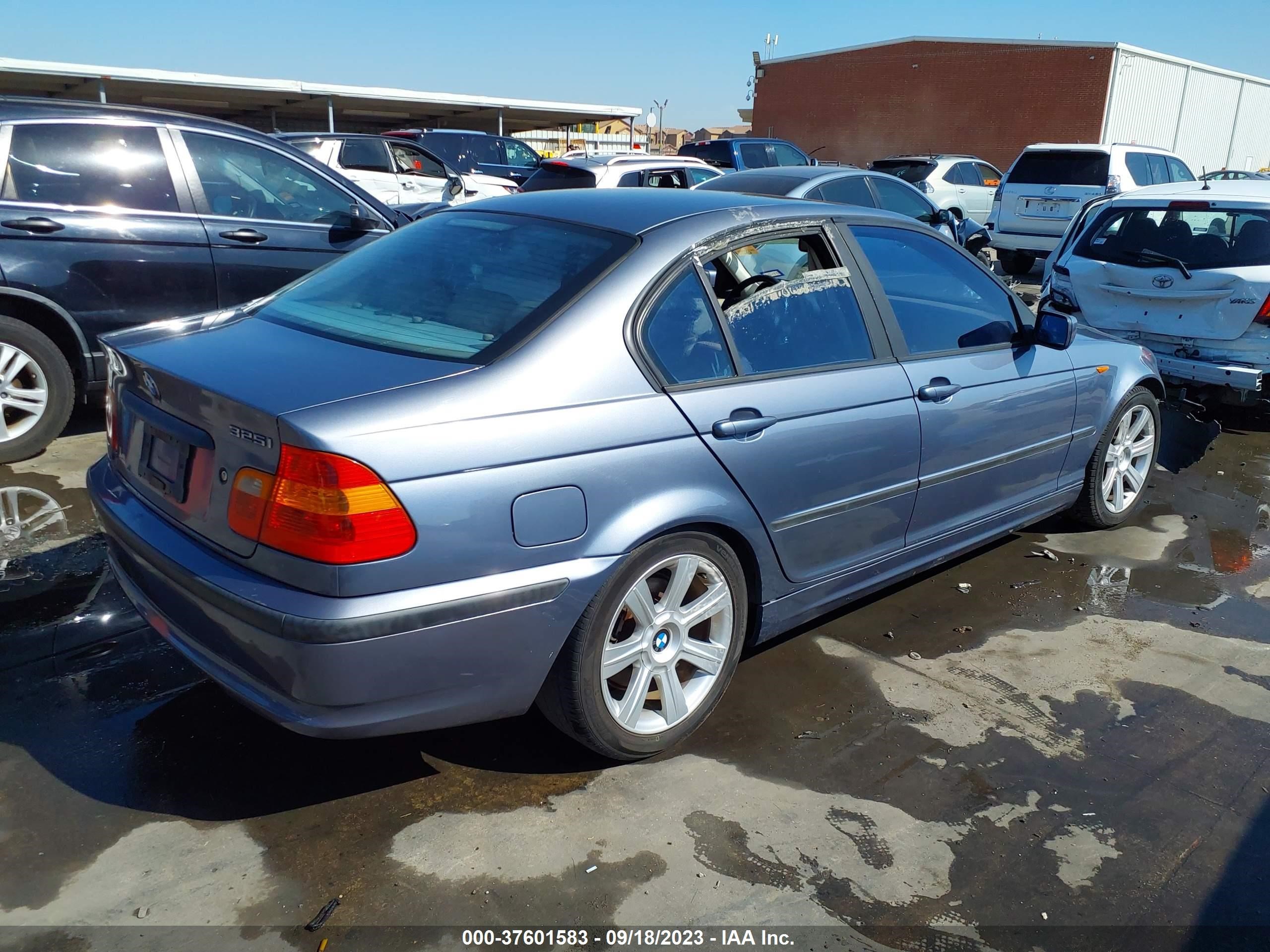 Photo 3 VIN: WBAET37493NJ28281 - BMW 3ER 