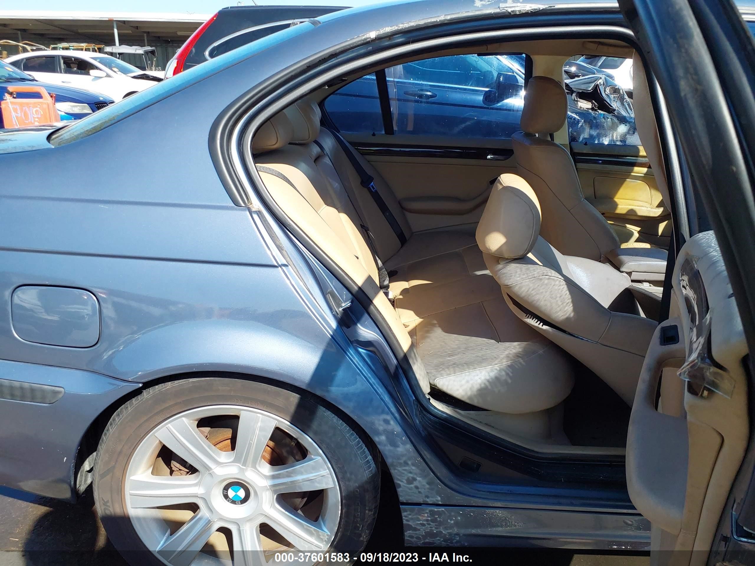 Photo 7 VIN: WBAET37493NJ28281 - BMW 3ER 