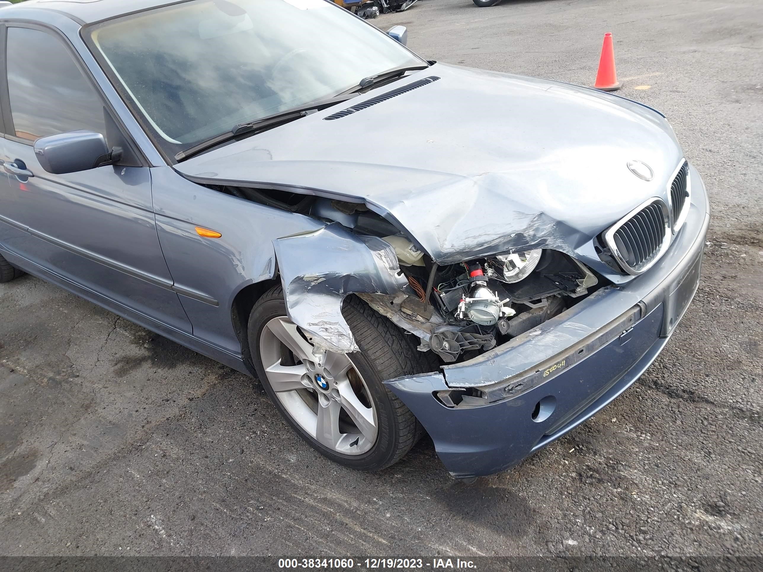 Photo 5 VIN: WBAET37494NJ82214 - BMW 3ER 