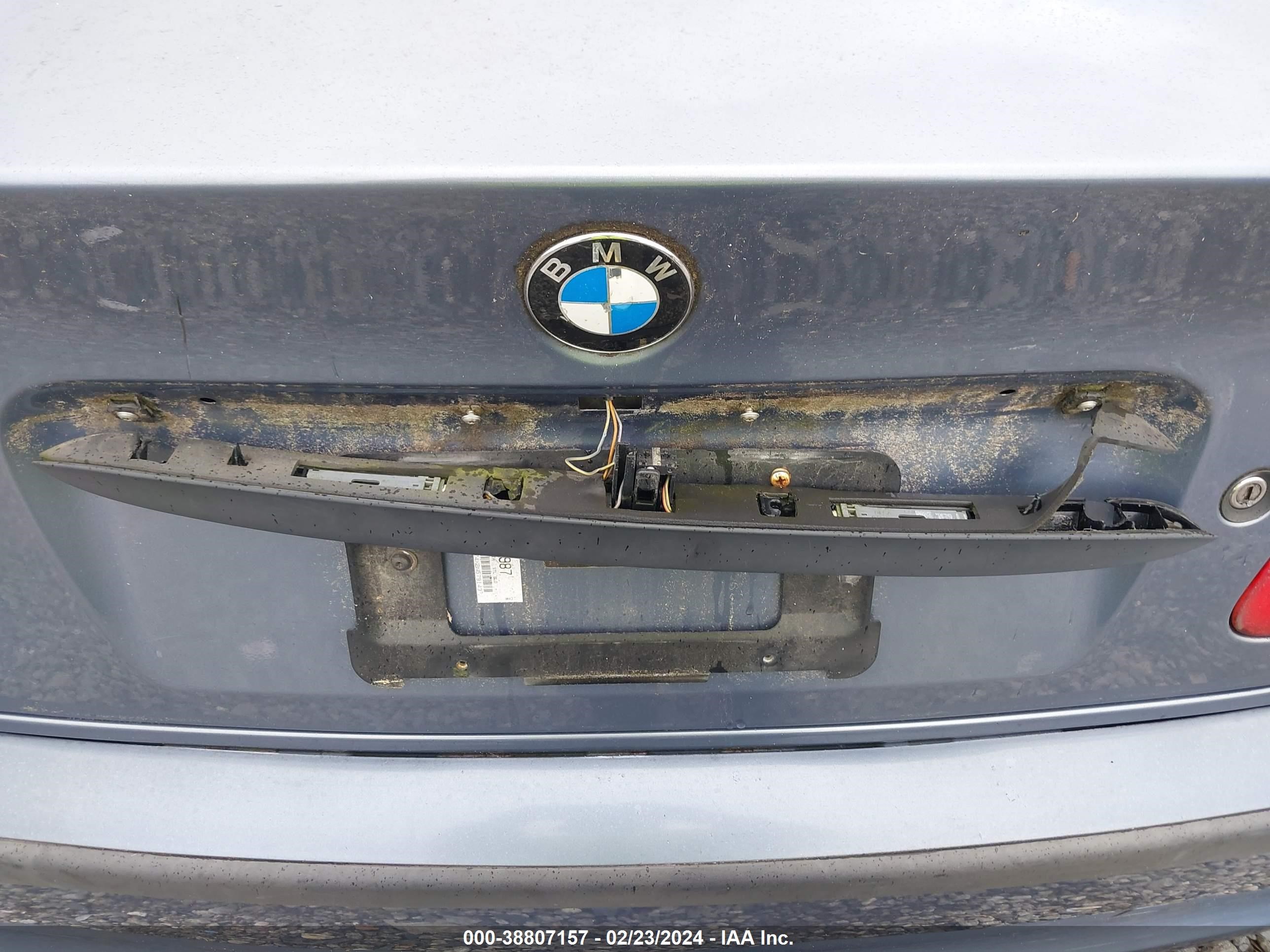 Photo 14 VIN: WBAET374X2NG79143 - BMW 3ER 