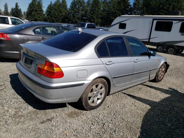 Photo 2 VIN: WBAET374X4NJ95666 - BMW 3 SERIES 