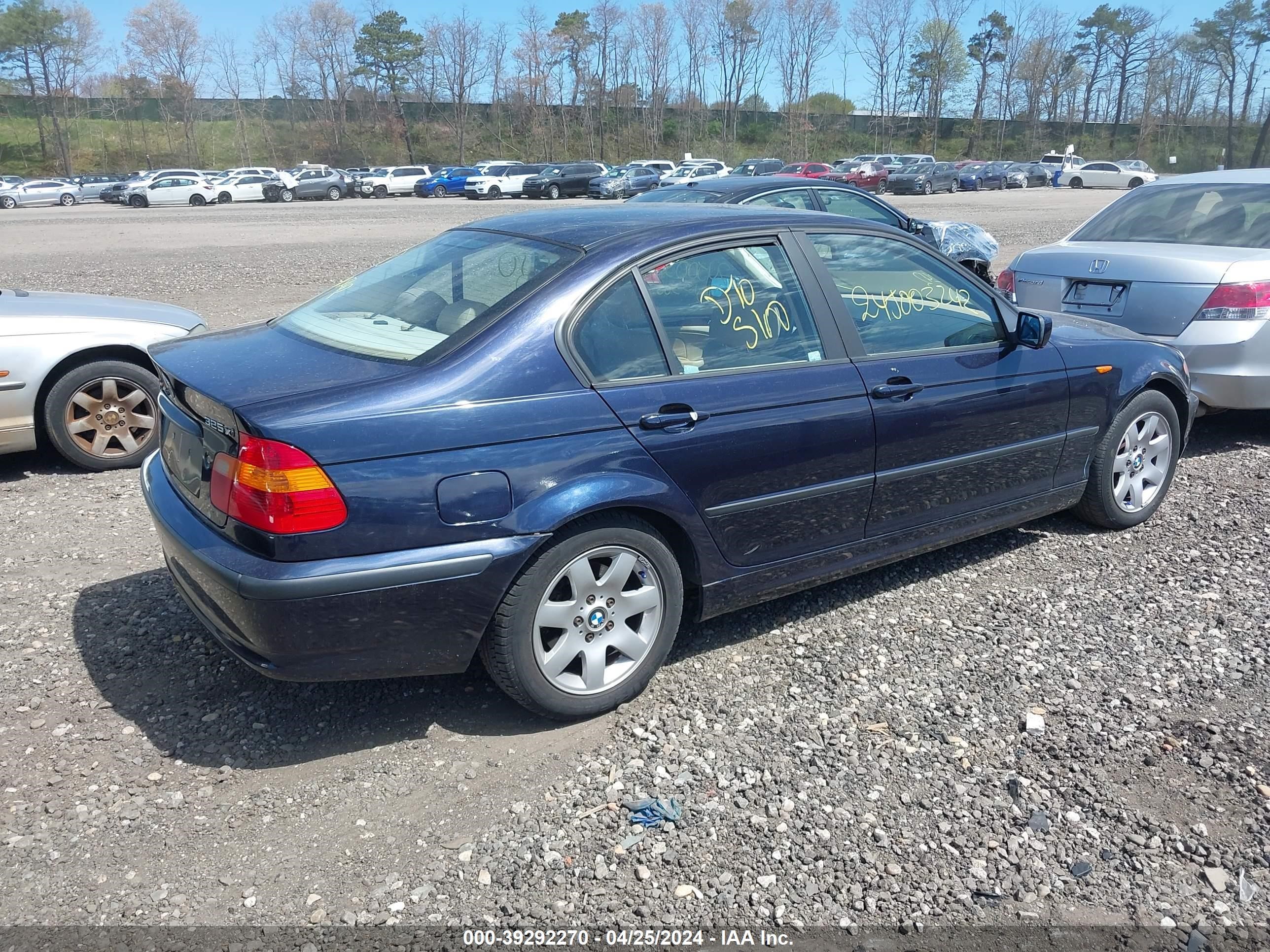 Photo 3 VIN: WBAEU33403PH88767 - BMW 3ER 