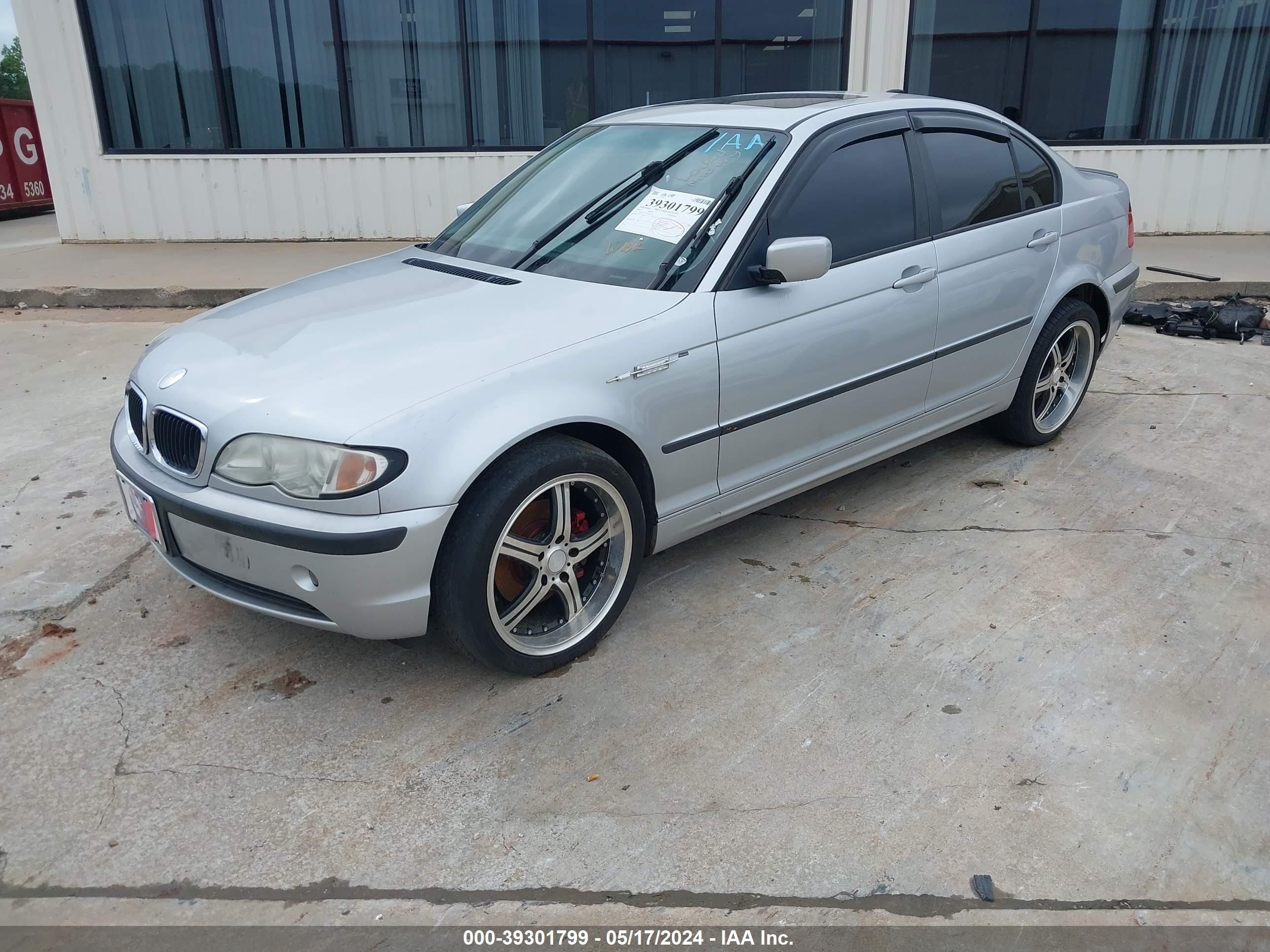 Photo 2 VIN: WBAEU33422PF67136 - BMW 3ER 