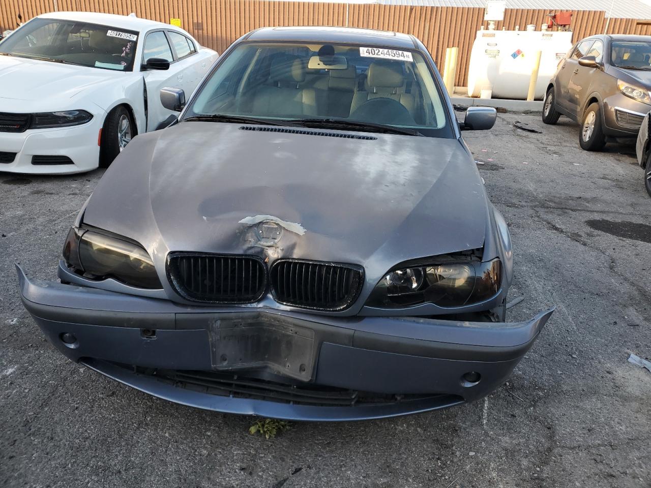 Photo 4 VIN: WBAEU33464PR06268 - BMW 3ER 