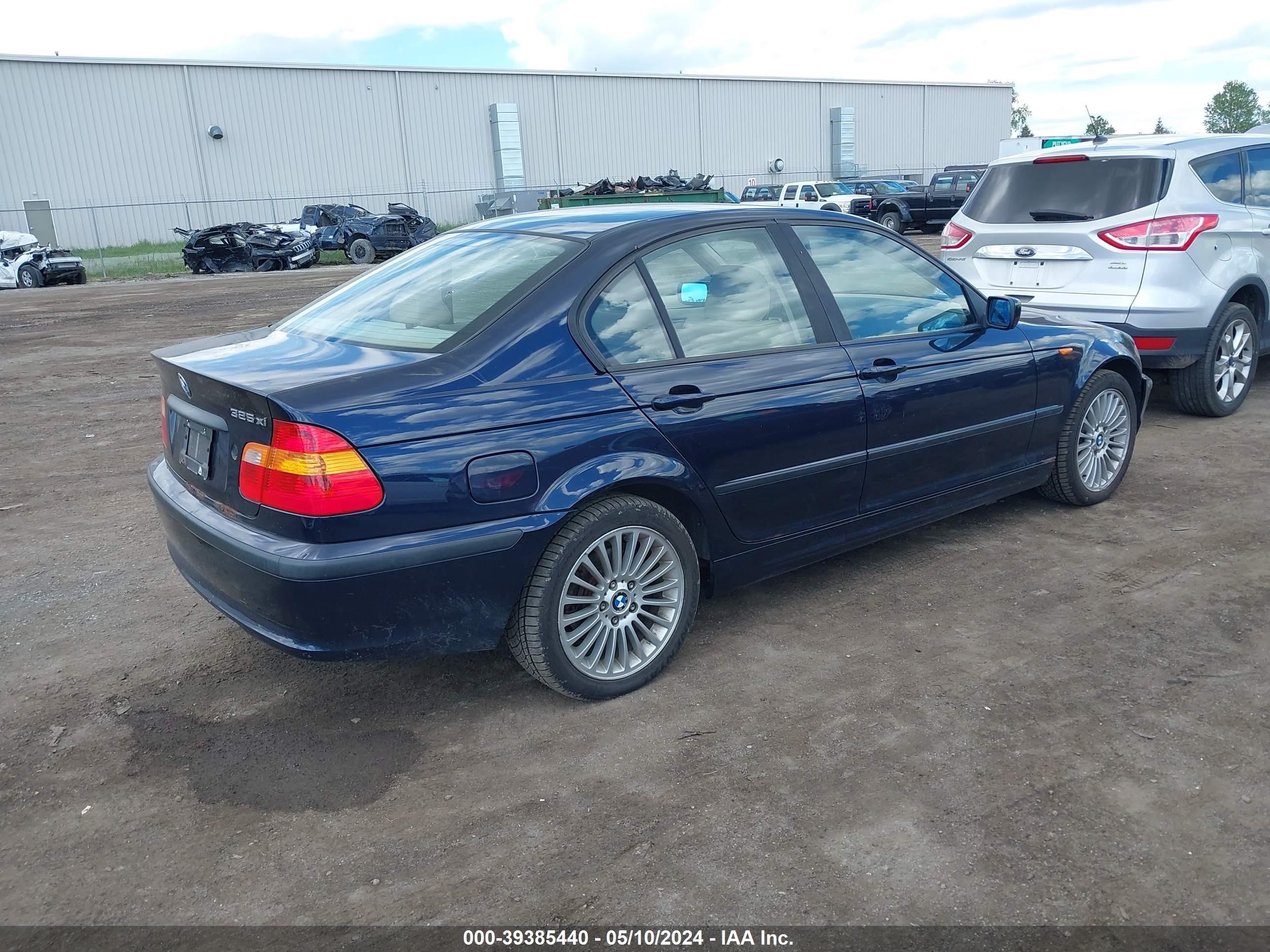 Photo 3 VIN: WBAEU33472PF57038 - BMW 3ER 