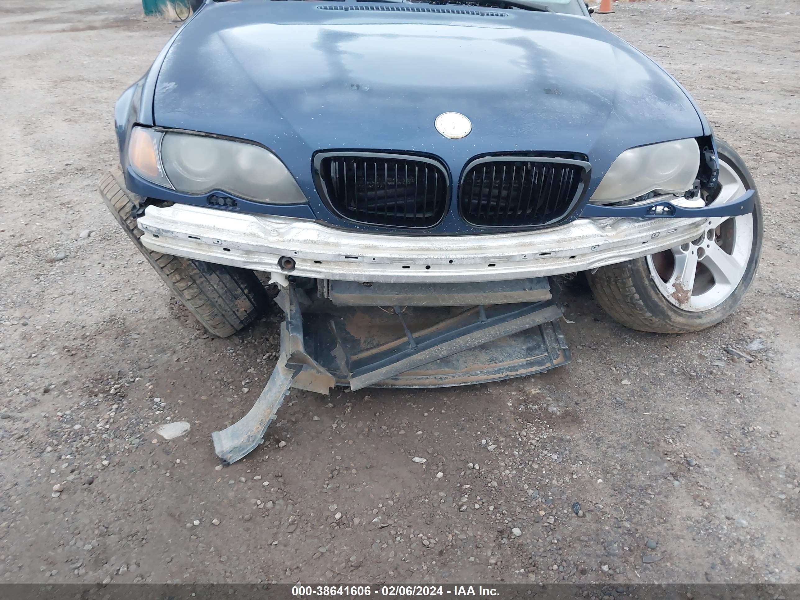 Photo 13 VIN: WBAEU33474PF61559 - BMW 3ER 