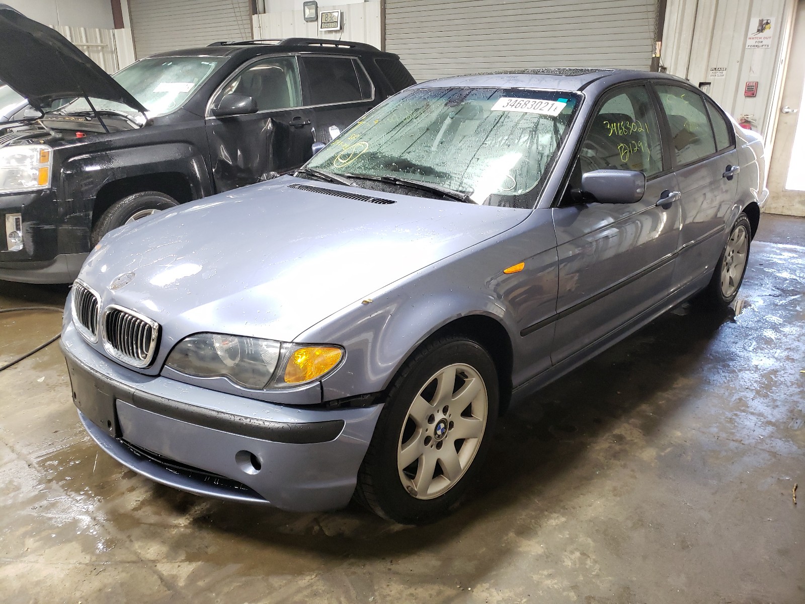 Photo 1 VIN: WBAEU33475PR15305 - BMW 325 XI 