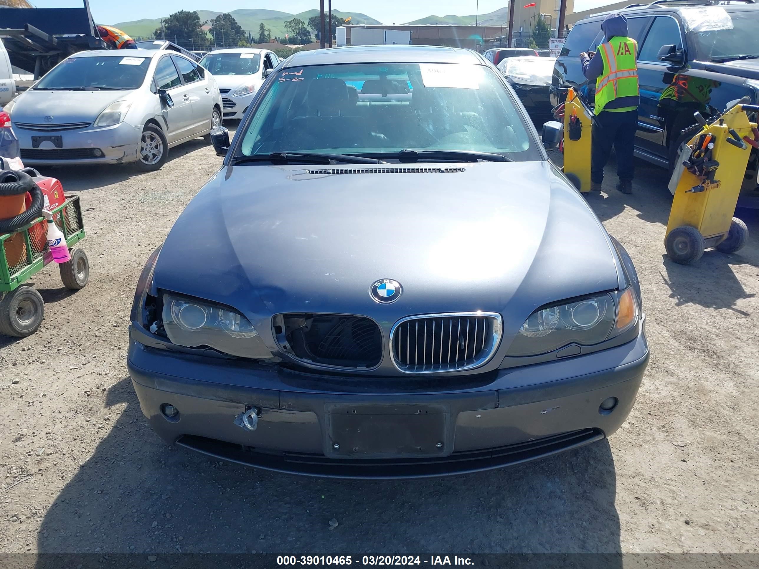 Photo 12 VIN: WBAEU33482PF68145 - BMW 3ER 