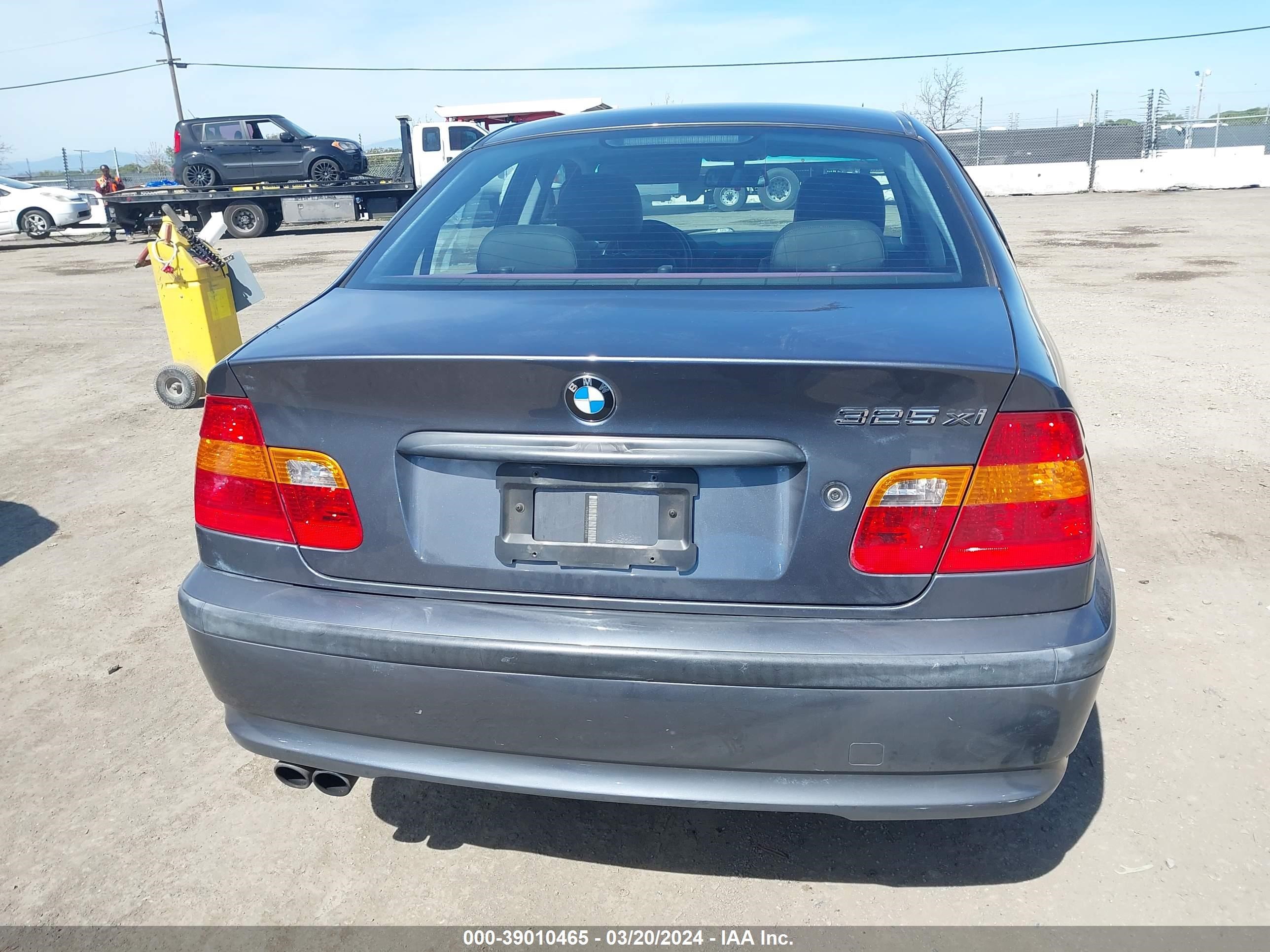 Photo 16 VIN: WBAEU33482PF68145 - BMW 3ER 