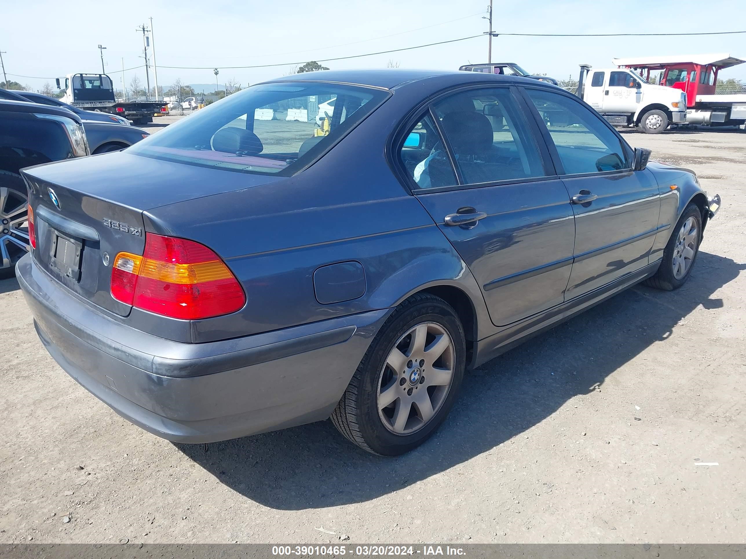 Photo 3 VIN: WBAEU33482PF68145 - BMW 3ER 