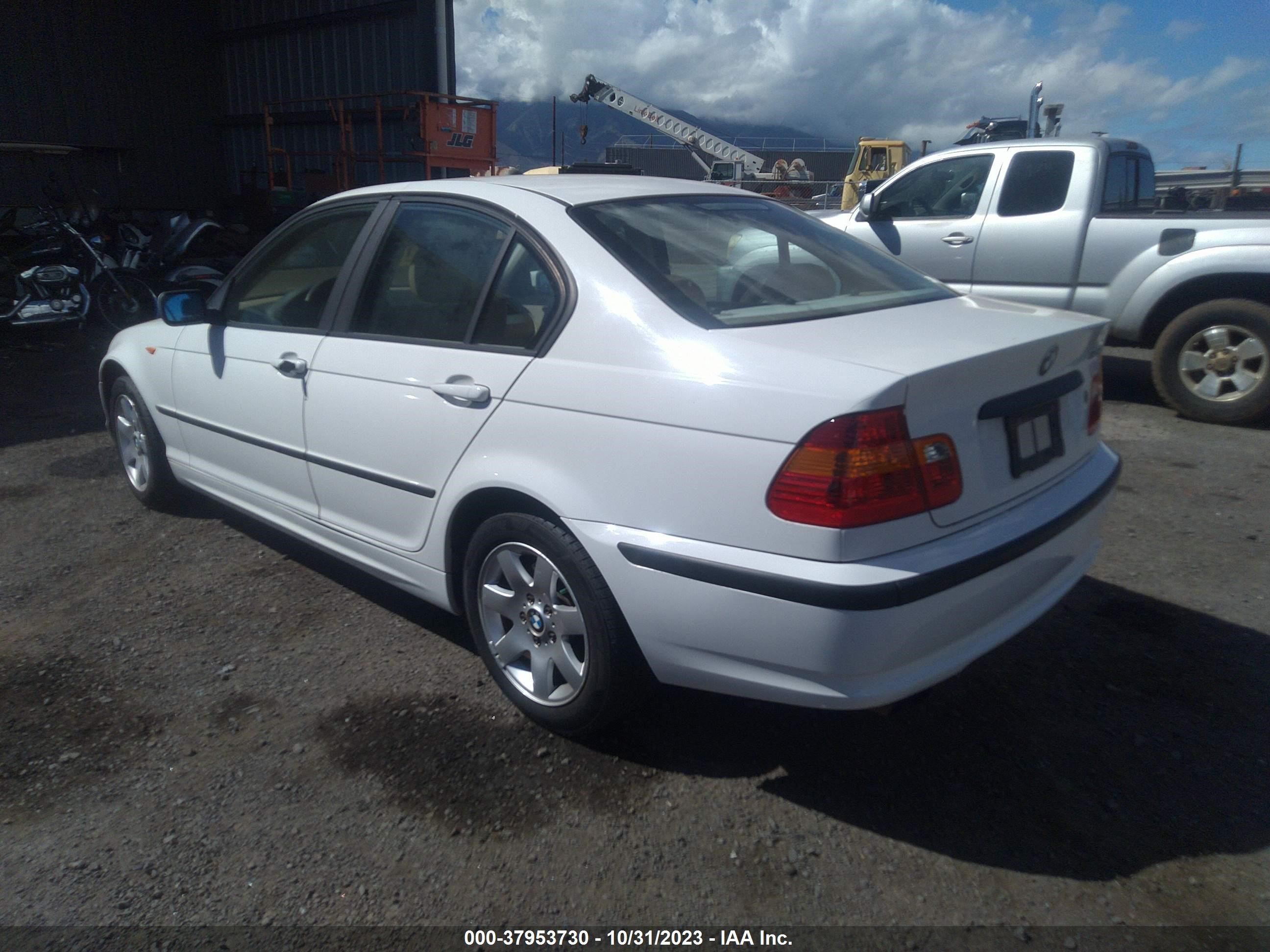 Photo 2 VIN: WBAEV33402KL72059 - BMW 3ER 