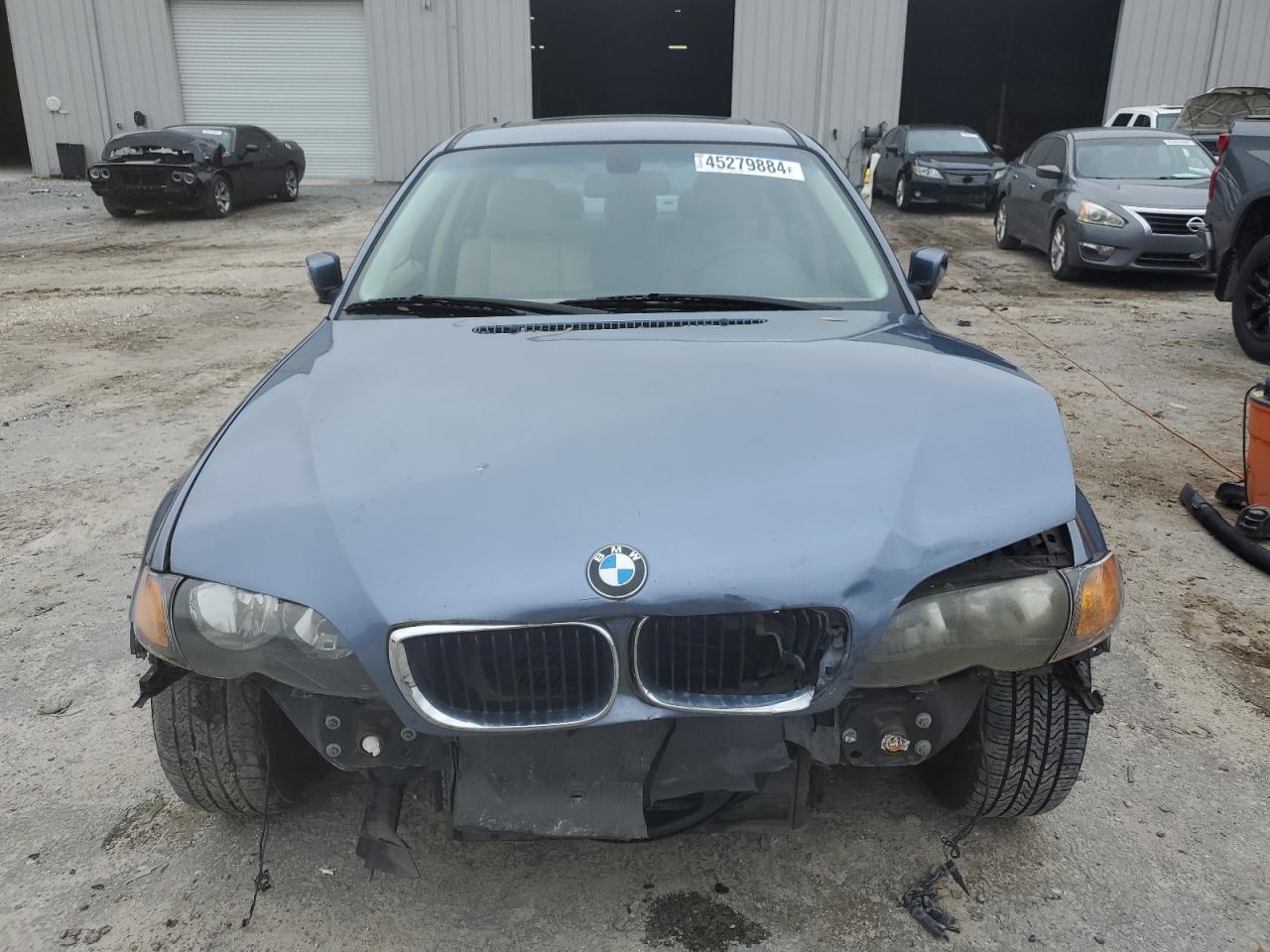 Photo 4 VIN: WBAEV33405KX12833 - BMW 3ER 