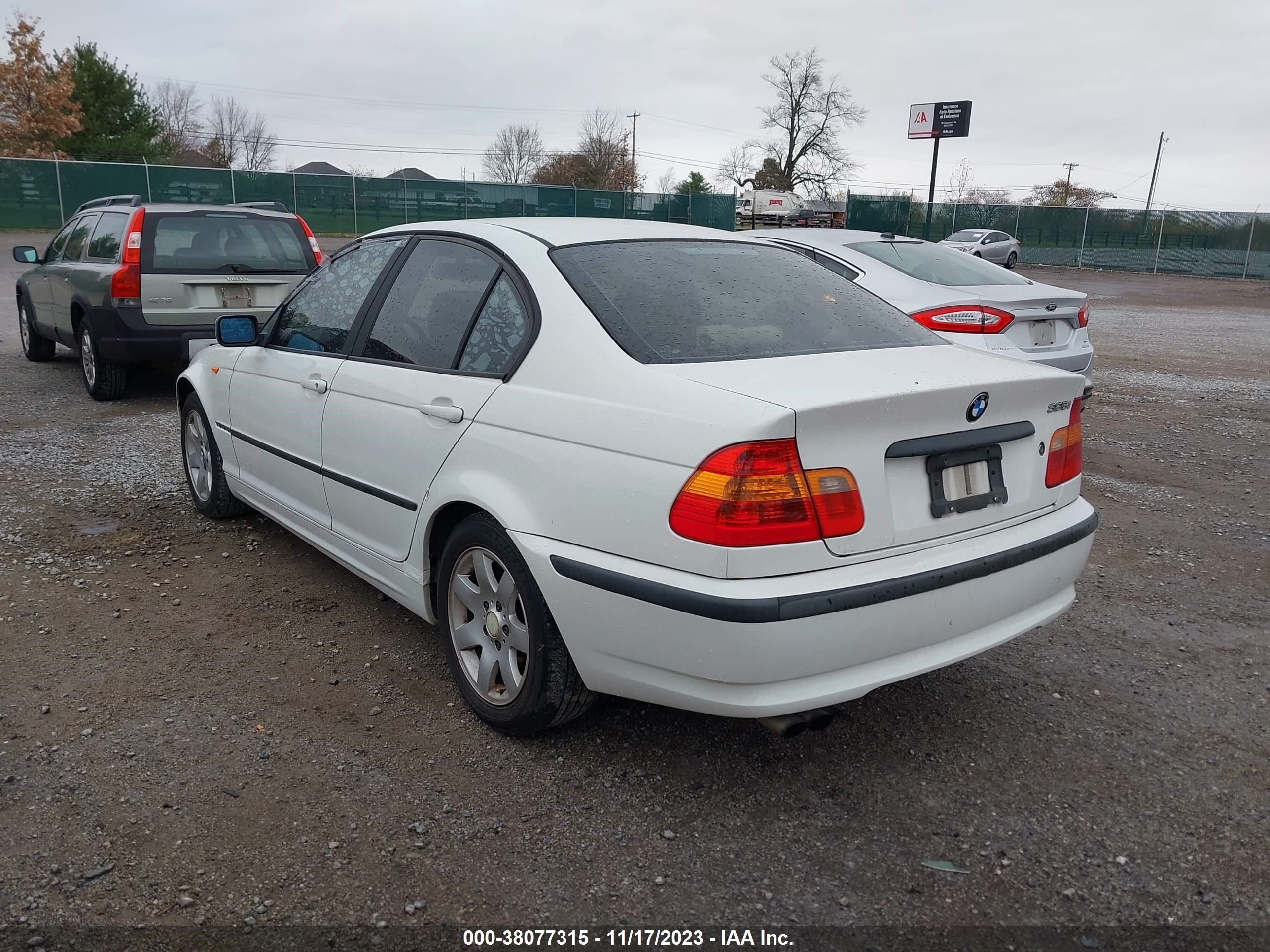 Photo 2 VIN: WBAEV33432KL55532 - BMW 3ER 