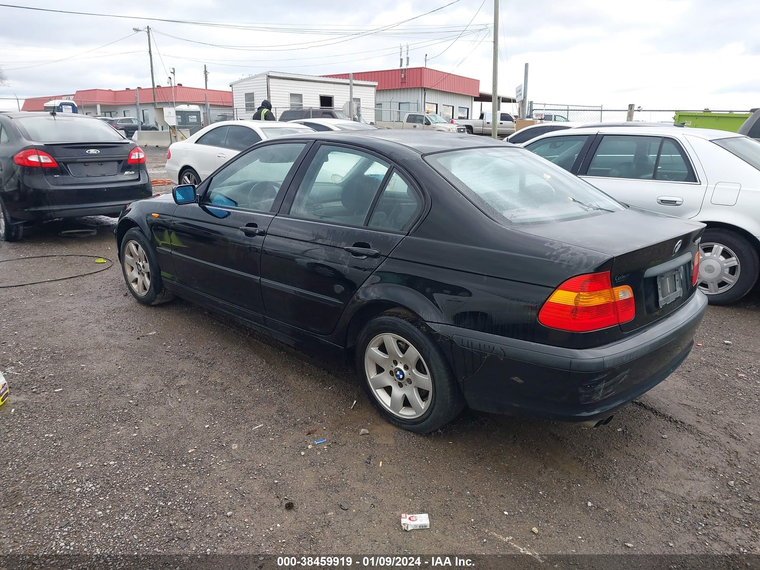 Photo 2 VIN: WBAEV33445KW17515 - BMW 3ER 