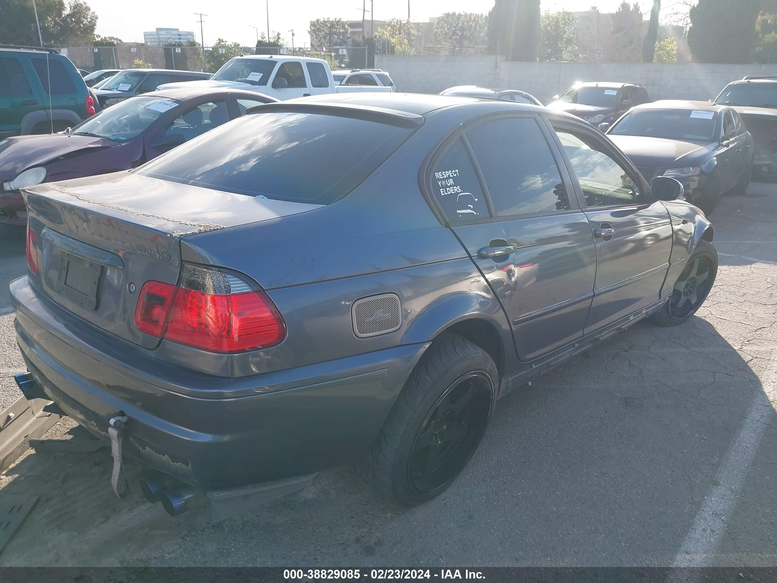 Photo 3 VIN: WBAEV33452KL76835 - BMW 3ER 