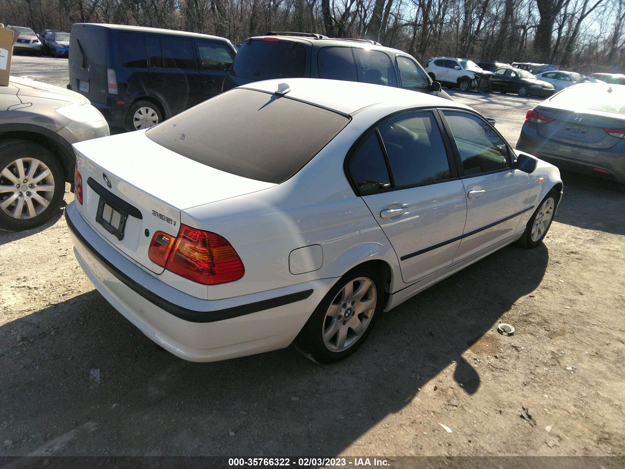 Photo 3 VIN: WBAEV33454KR27266 - BMW 3ER 