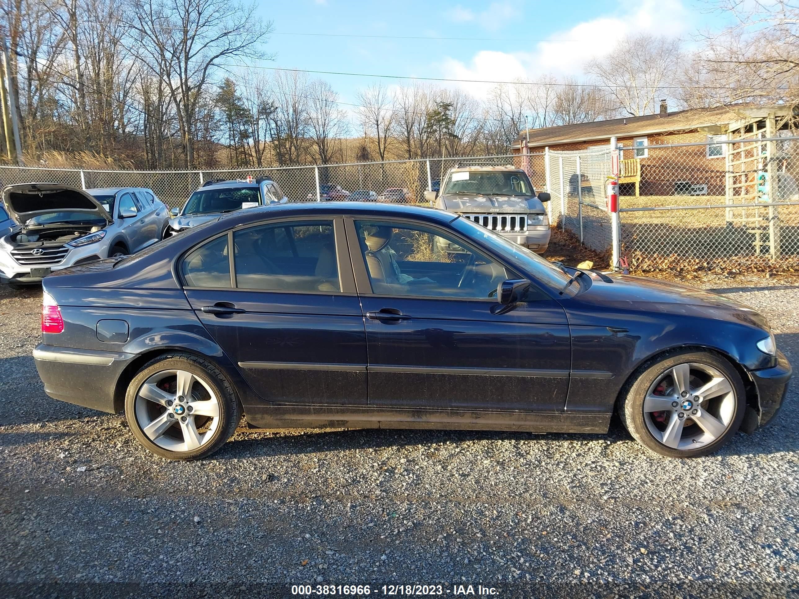 Photo 13 VIN: WBAEV33464KL63448 - BMW 3ER 