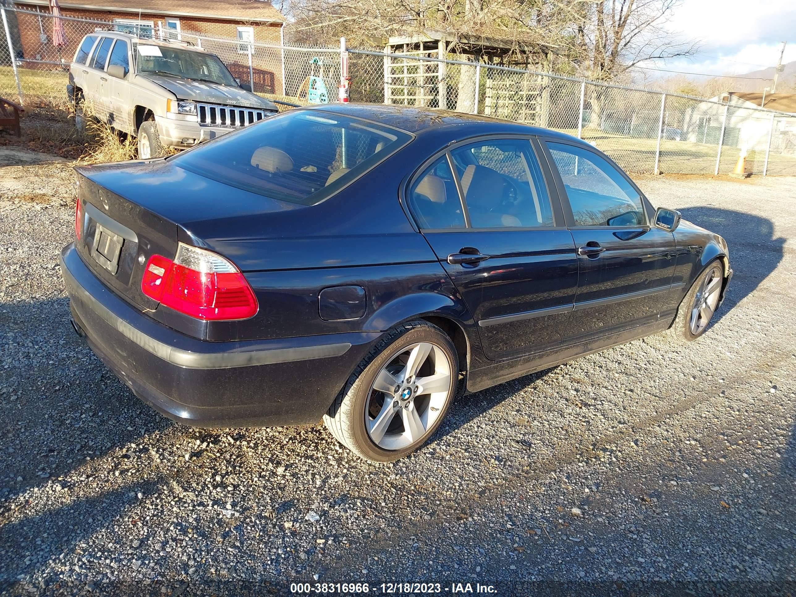 Photo 3 VIN: WBAEV33464KL63448 - BMW 3ER 