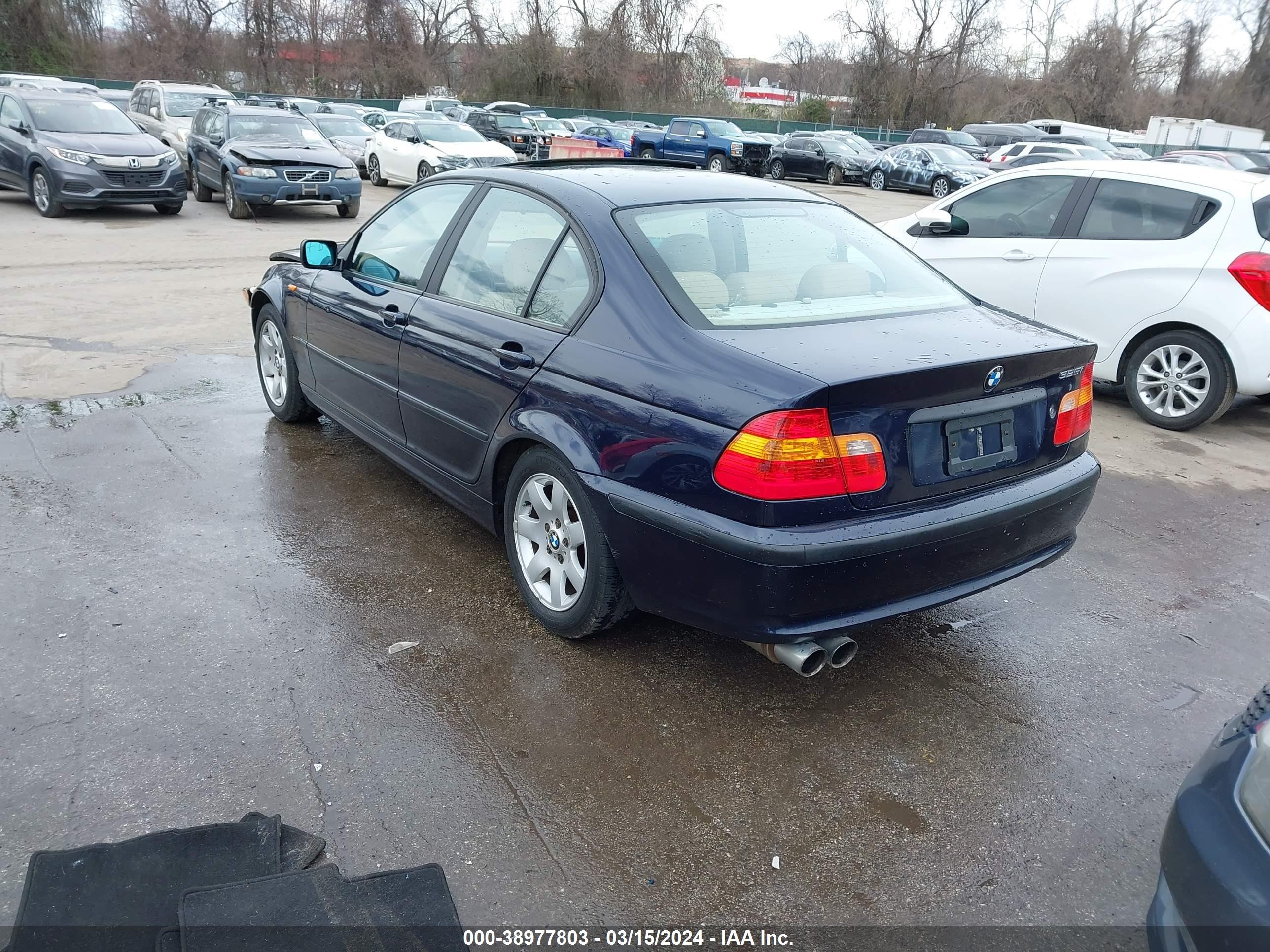 Photo 2 VIN: WBAEV33473KL82475 - BMW 3ER 