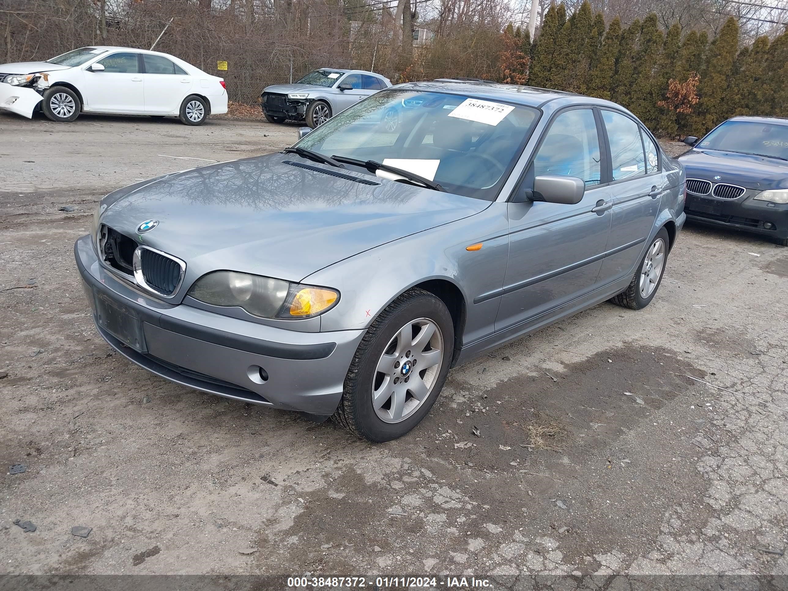 Photo 1 VIN: WBAEV33474KL61708 - BMW 3ER 