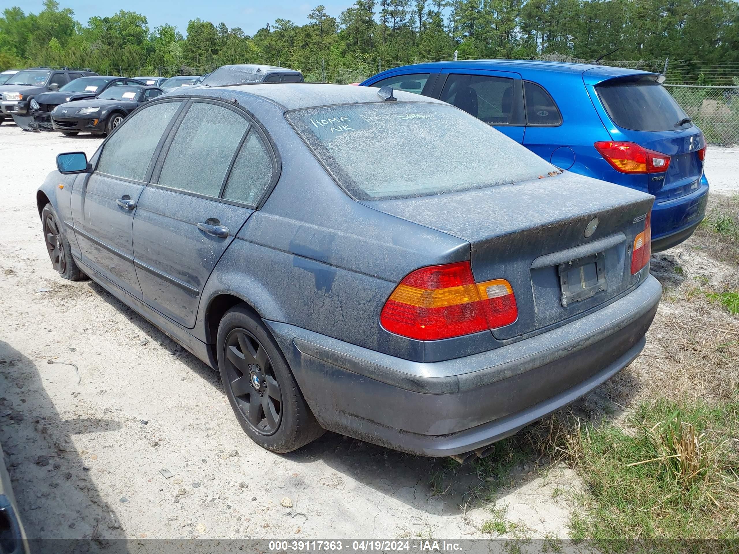 Photo 2 VIN: WBAEV33474KR28242 - BMW 3ER 