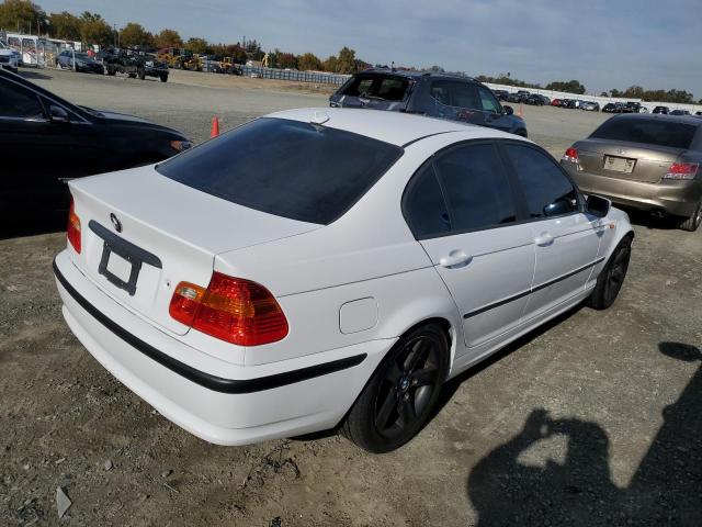 Photo 2 VIN: WBAEV33474KR30105 - BMW 3 SERIES 