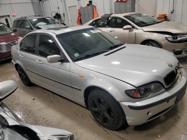 Photo 3 VIN: WBAEV33474KR31304 - BMW 3 SERIES 