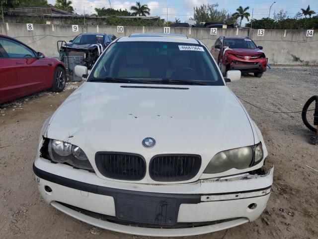 Photo 4 VIN: WBAEV33483KR25011 - BMW 3 SERIES 