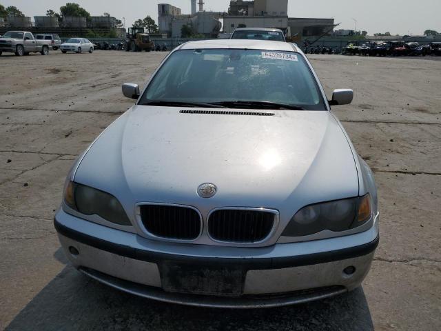 Photo 4 VIN: WBAEV33484KR27133 - BMW 3 SERIES 