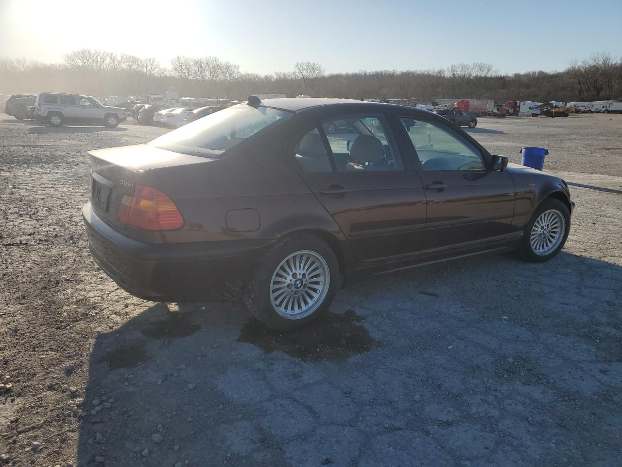 Photo 2 VIN: WBAEV334X5KX09275 - BMW 3ER 