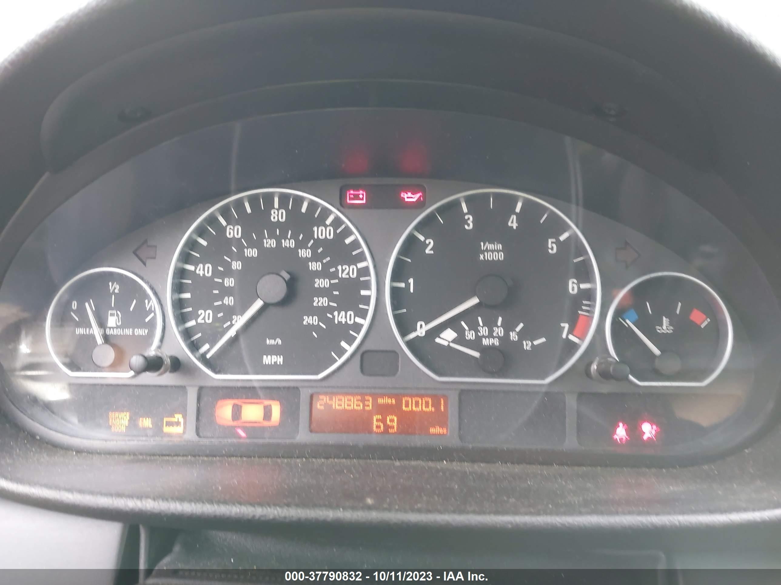 Photo 6 VIN: WBAEV53413KM04420 - BMW 3ER 