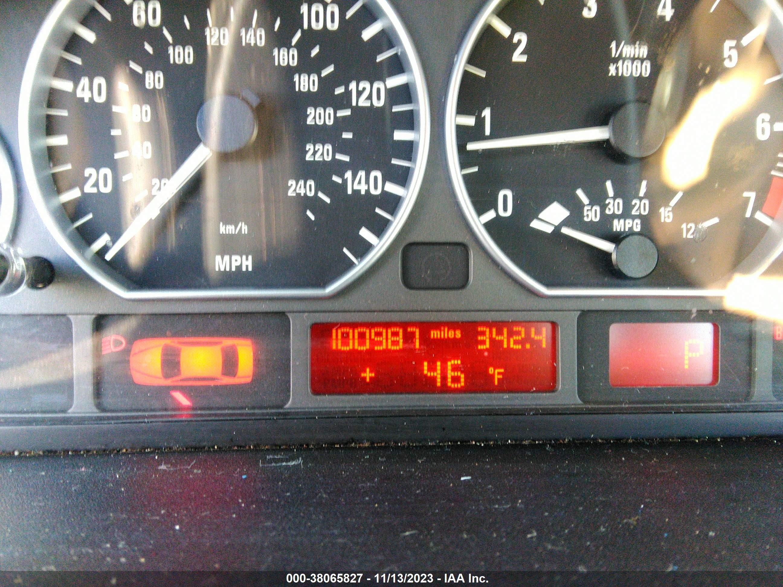 Photo 14 VIN: WBAEV53435KM42928 - BMW 3ER 