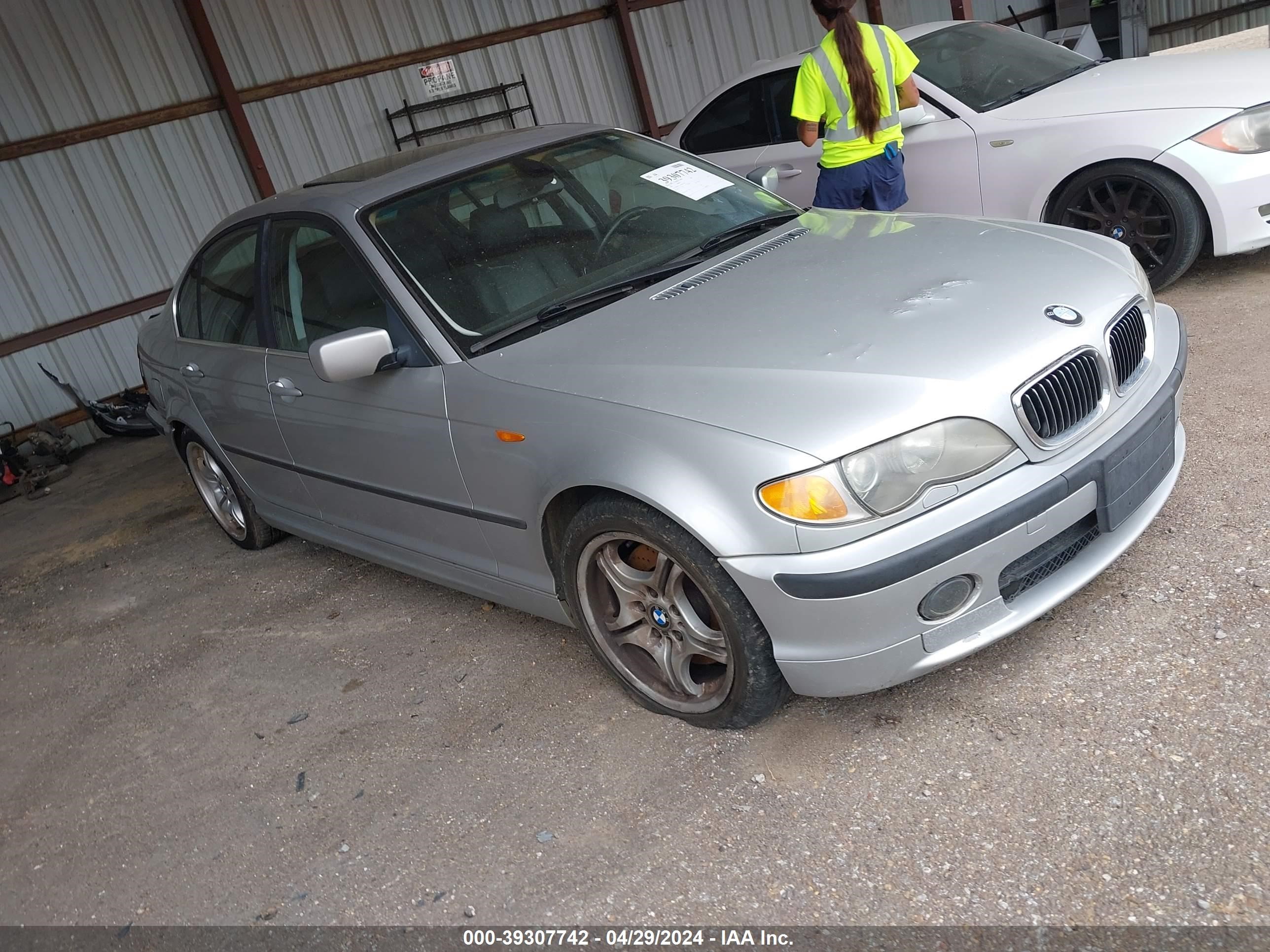 Photo 0 VIN: WBAEV53443KM29165 - BMW 3ER 