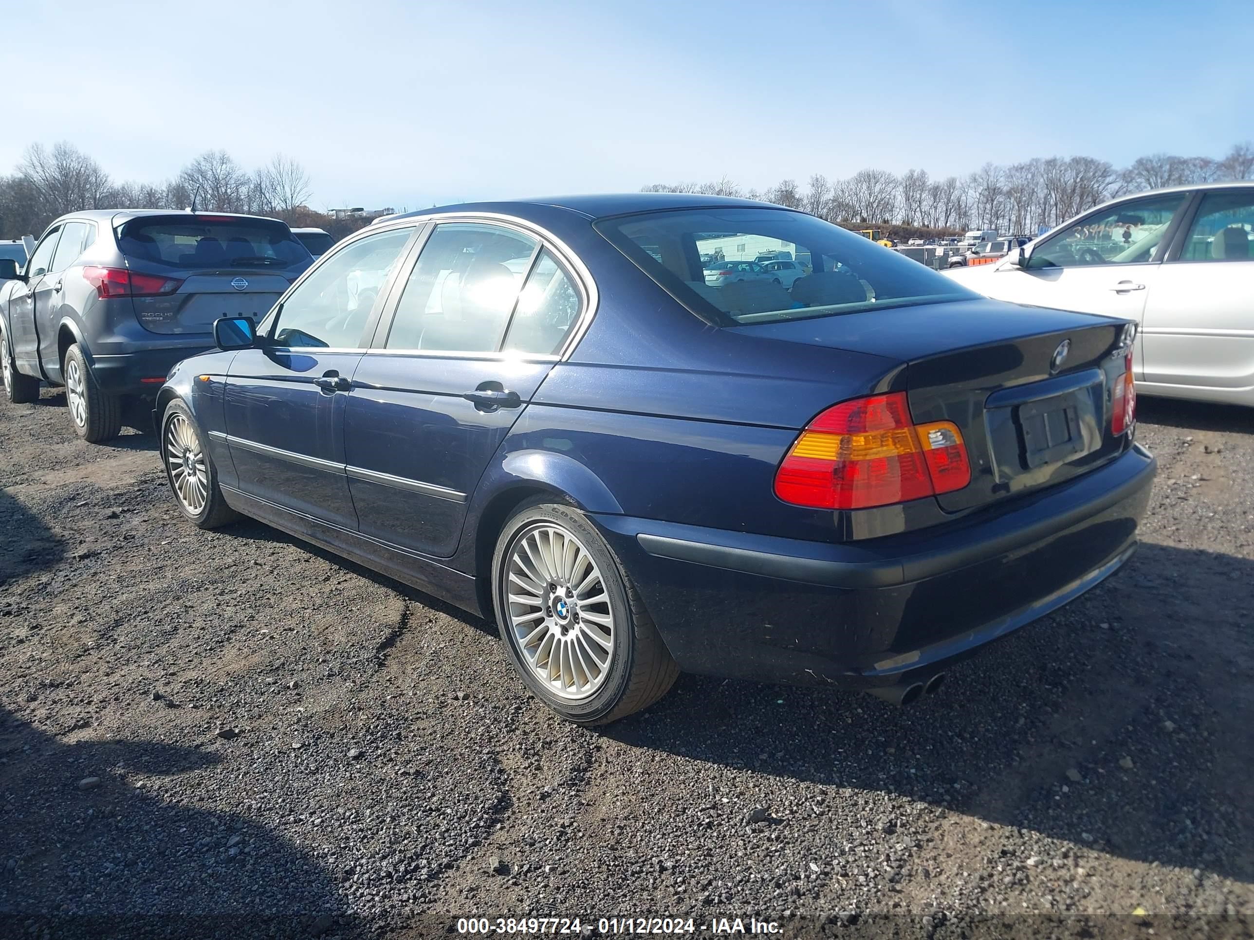 Photo 2 VIN: WBAEV534X3KM26058 - BMW 3ER 