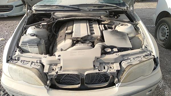 Photo 7 VIN: WBAEW51020PG00025 - BMW 330I 