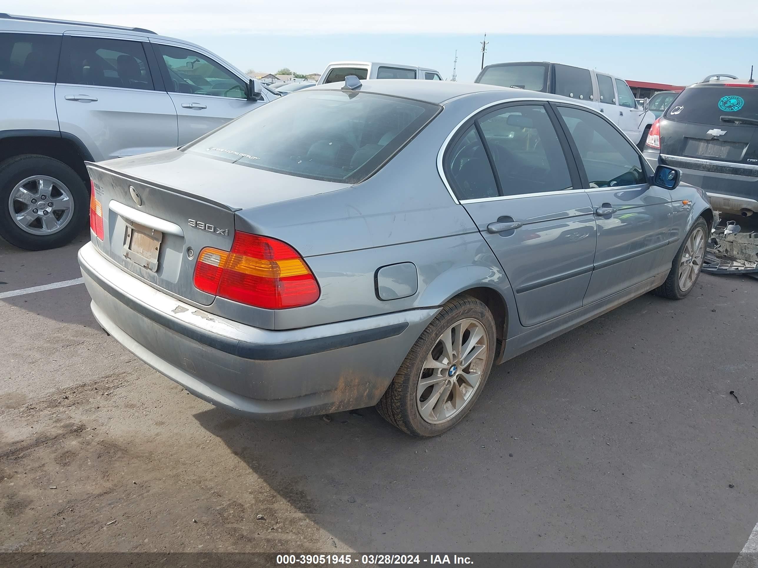 Photo 3 VIN: WBAEW53424PN34451 - BMW 3ER 