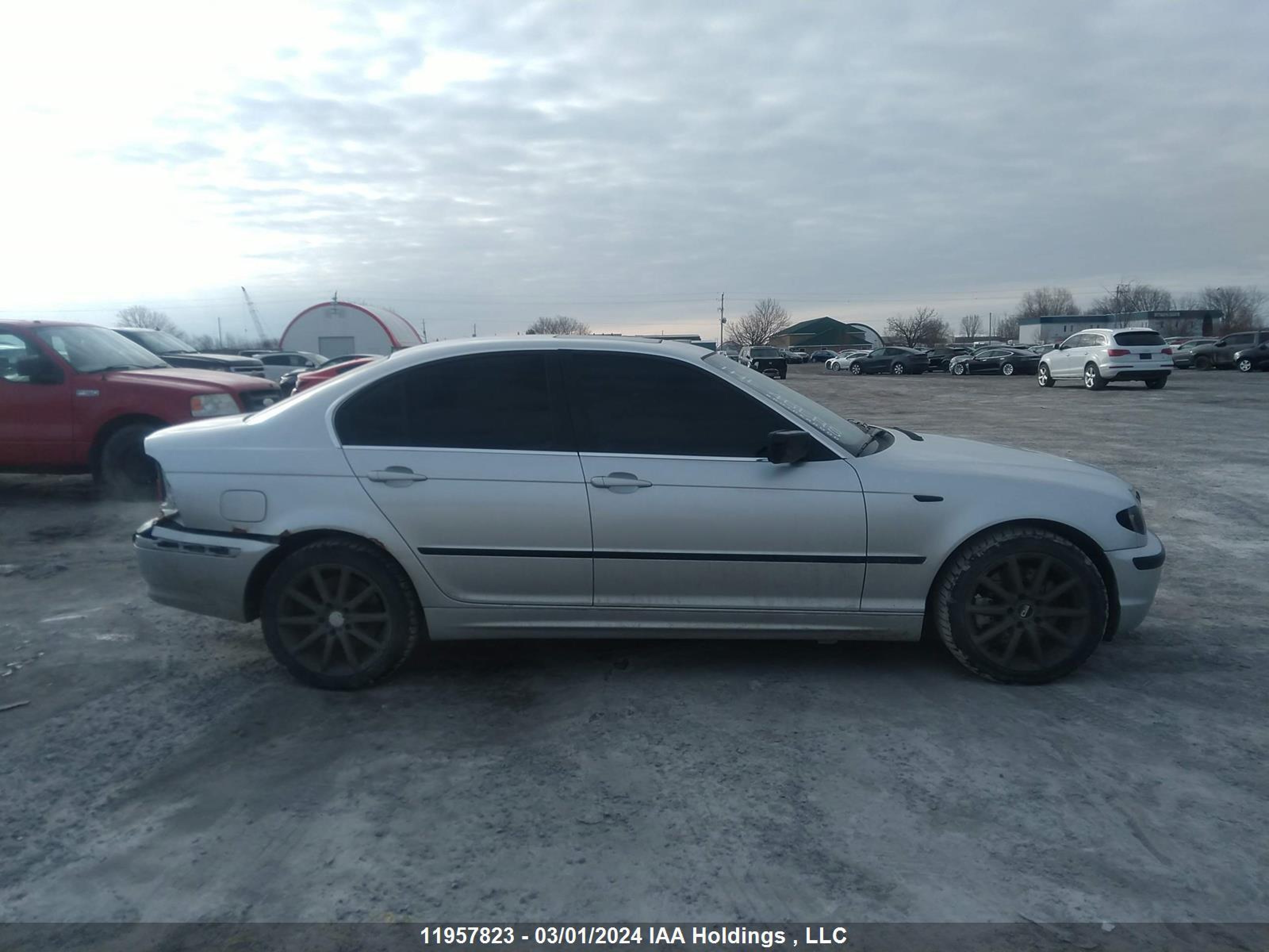 Photo 12 VIN: WBAEW53465PN37273 - BMW 3ER 