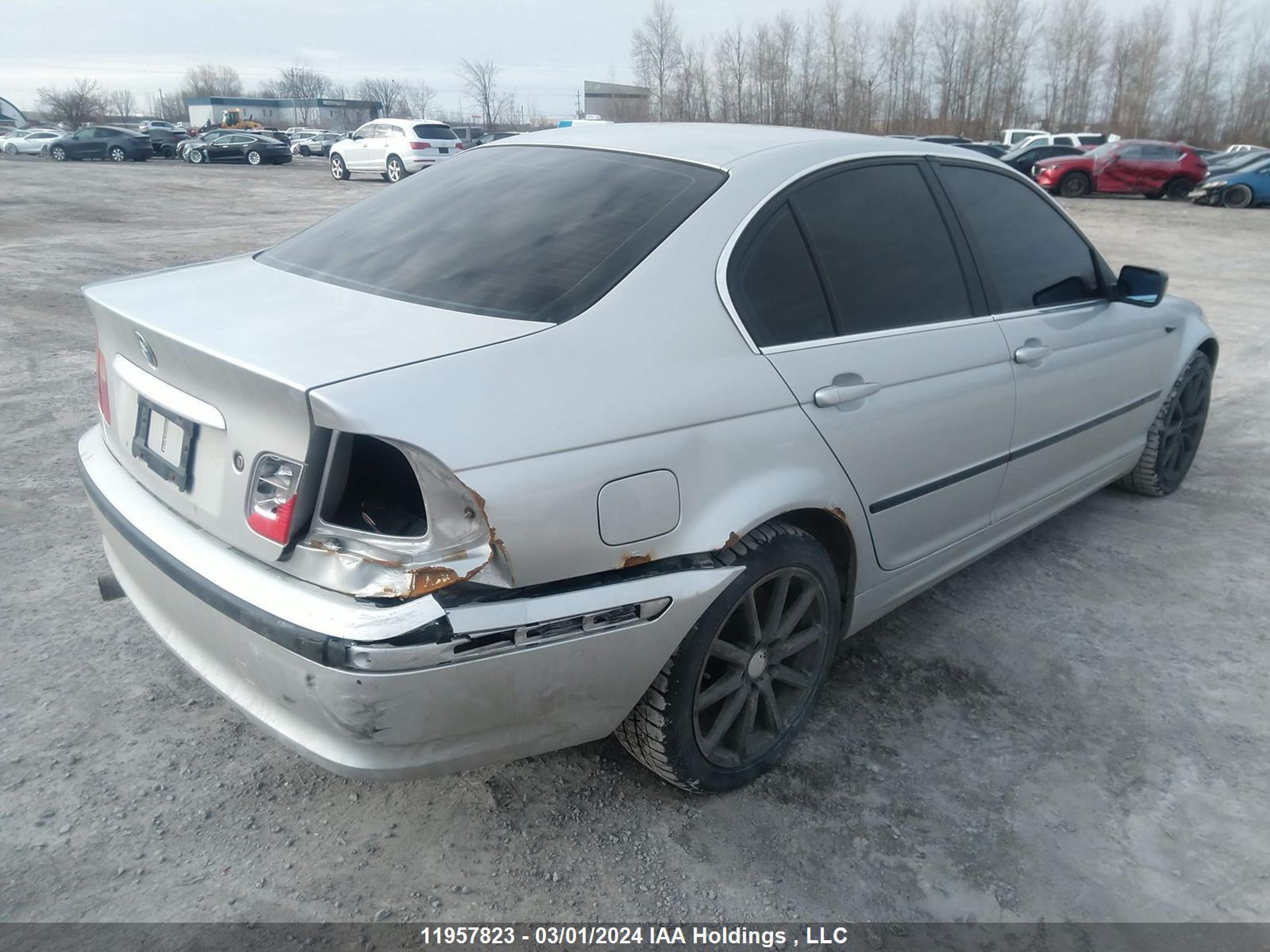 Photo 3 VIN: WBAEW53465PN37273 - BMW 3ER 