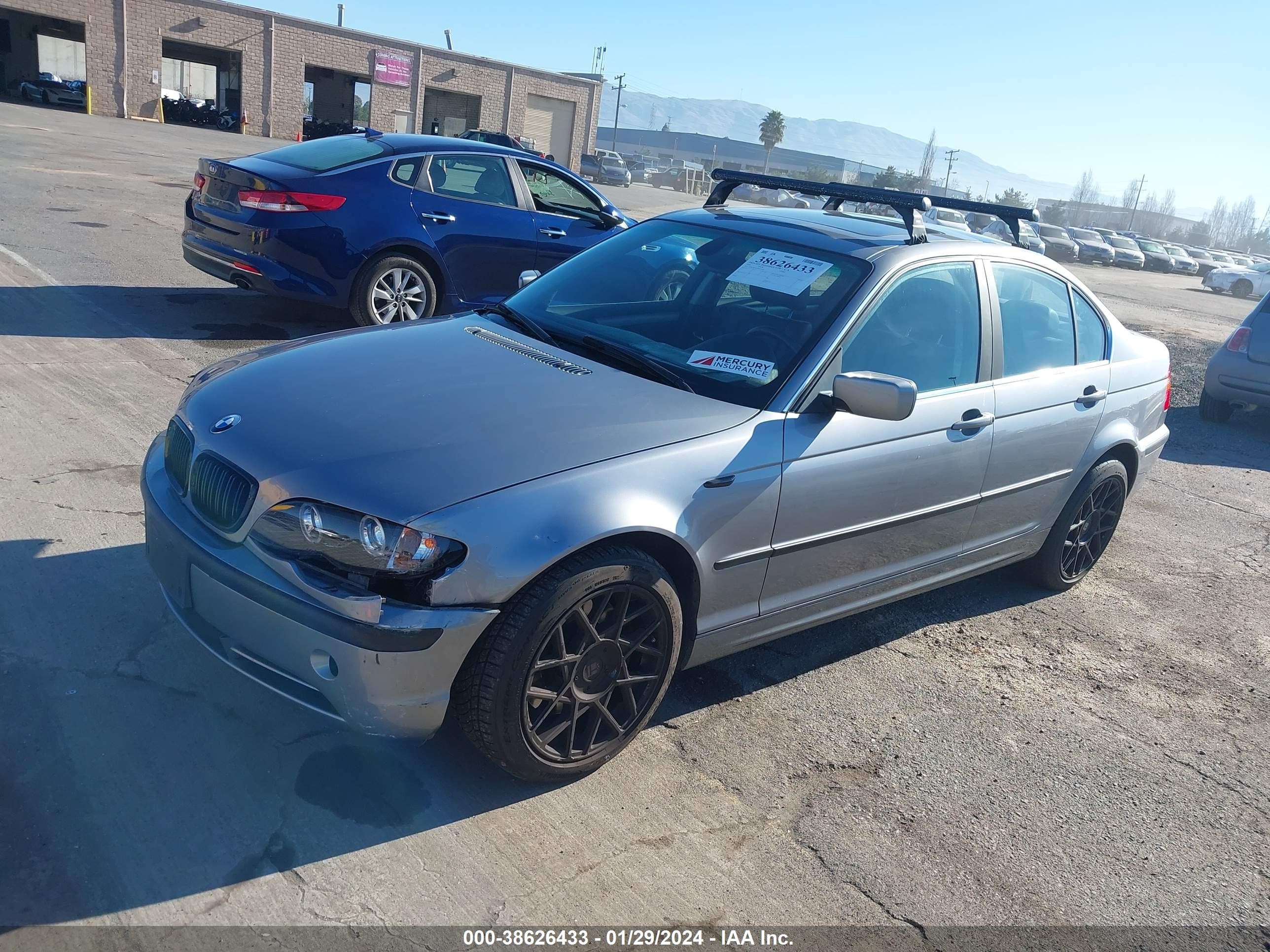 Photo 1 VIN: WBAEW53474PN33862 - BMW 3ER 