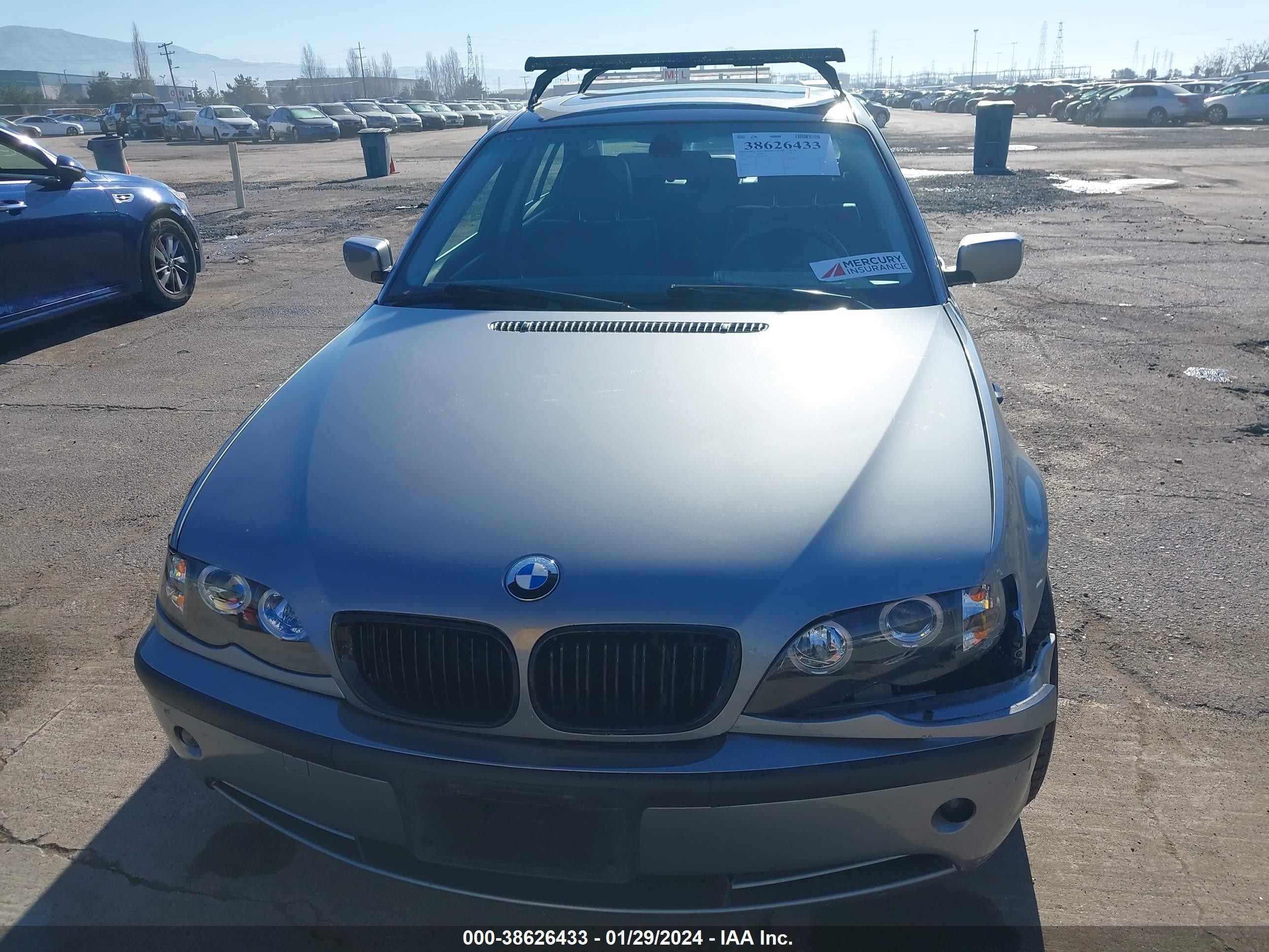 Photo 11 VIN: WBAEW53474PN33862 - BMW 3ER 