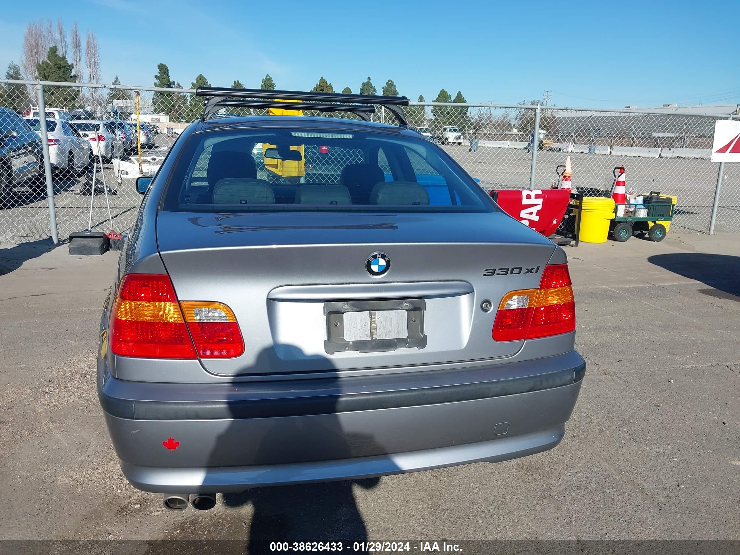 Photo 15 VIN: WBAEW53474PN33862 - BMW 3ER 