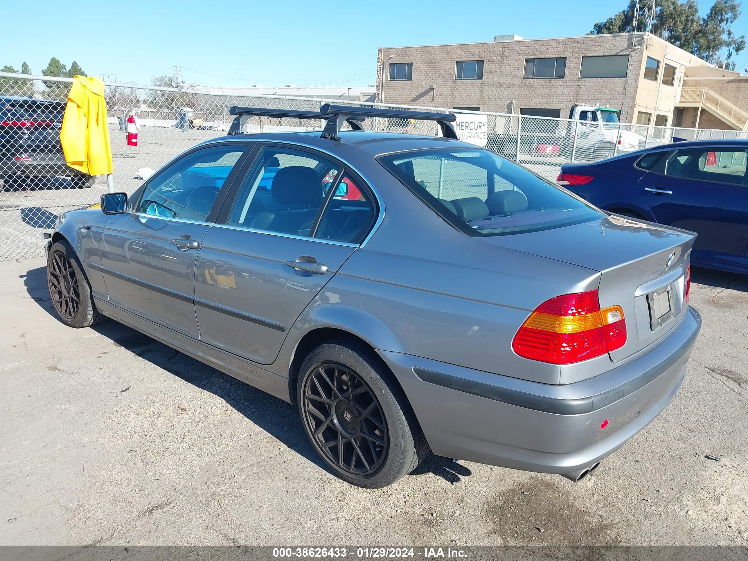 Photo 2 VIN: WBAEW53474PN33862 - BMW 3ER 