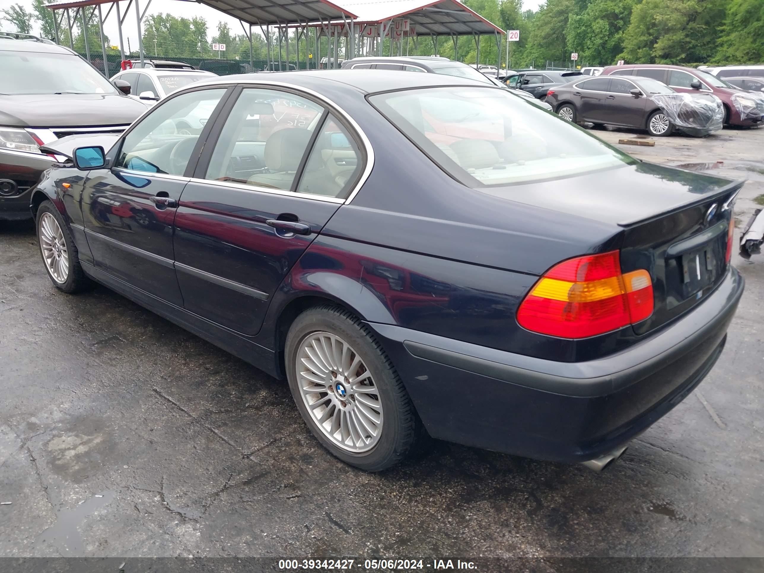 Photo 2 VIN: WBAEW53493PG23113 - BMW 3ER 