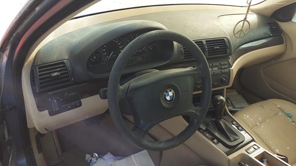 Photo 13 VIN: WBAEY71055FT11186 - BMW 318I 