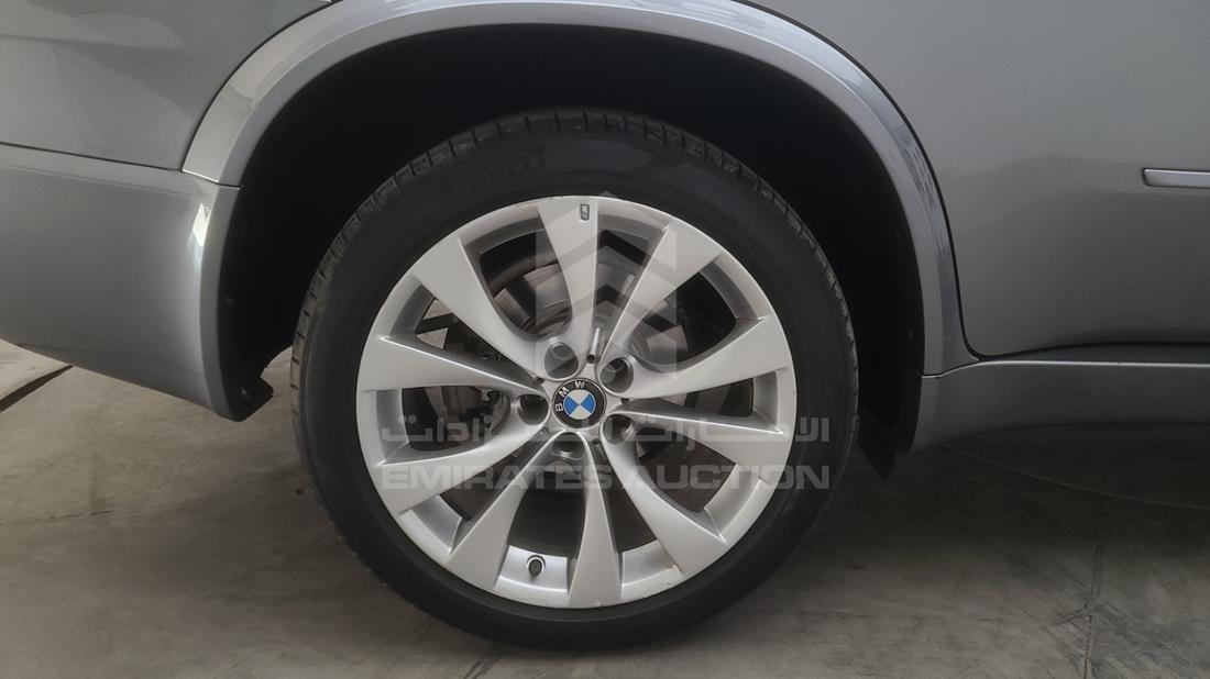 Photo 31 VIN: WBAFE4103AL253618 - BMW X5 