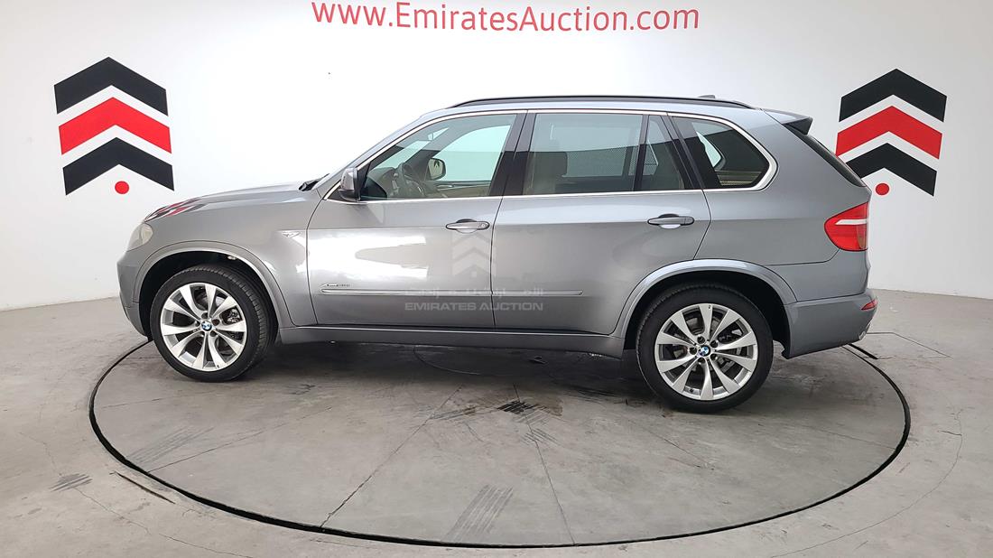 Photo 35 VIN: WBAFE4103AL253618 - BMW X5 