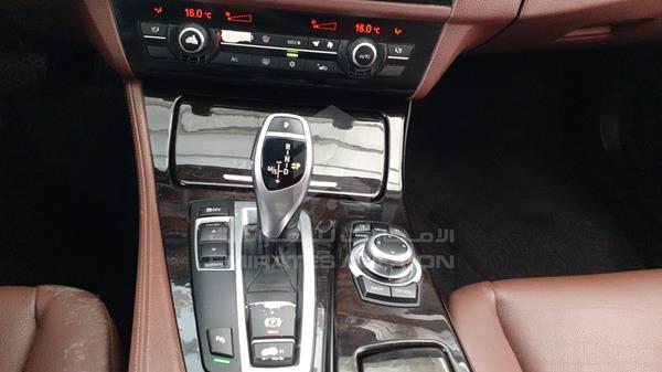 Photo 17 VIN: WBAFP3103BC620619 - BMW 523I 